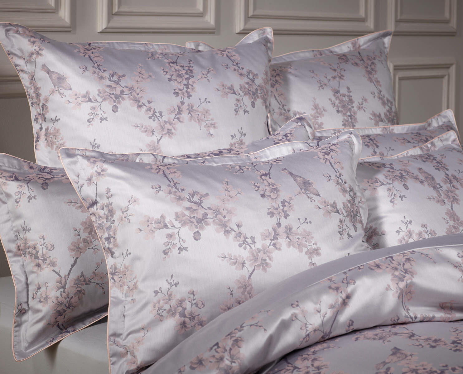 Curt Bauer Poszewka adamaszkowa Cherry Melody Rose