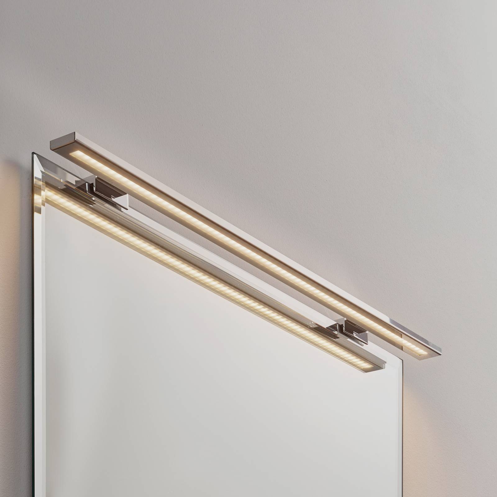 Oświetlenie lustra LED Espelho 60 cm chrom 3 000 K