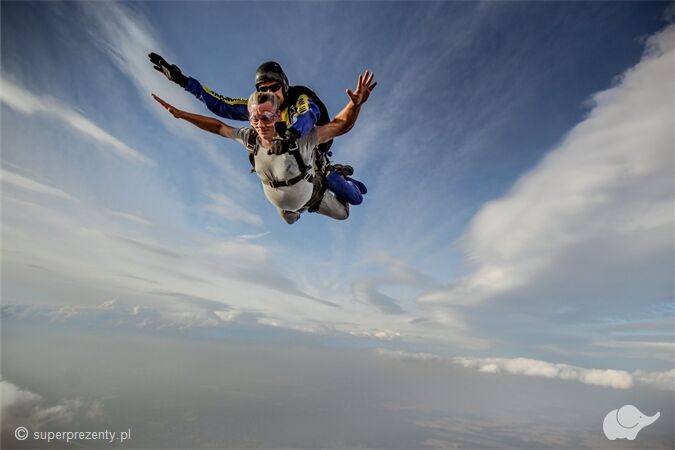 Skykrawiec Skok spadochronowy Lubin