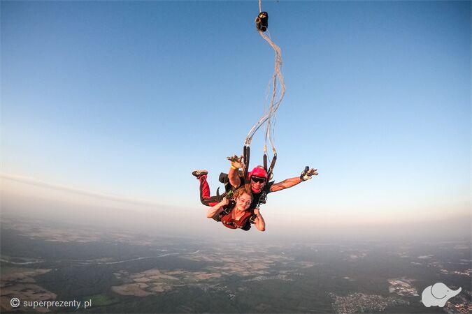 Skykrawiec Skok spadochronowy dla dwojga - Lubin