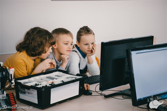 Cyber Point Tworzenie gry w Roblox dla dzieci