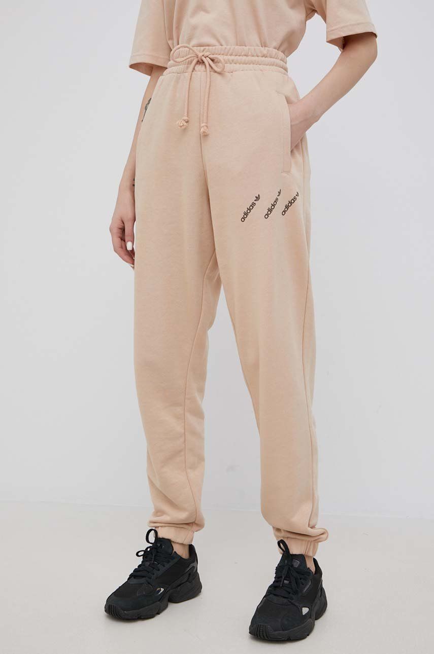 Adidas Originals Originals spodnie damskie kolor beżowy z nadrukiem - Originals