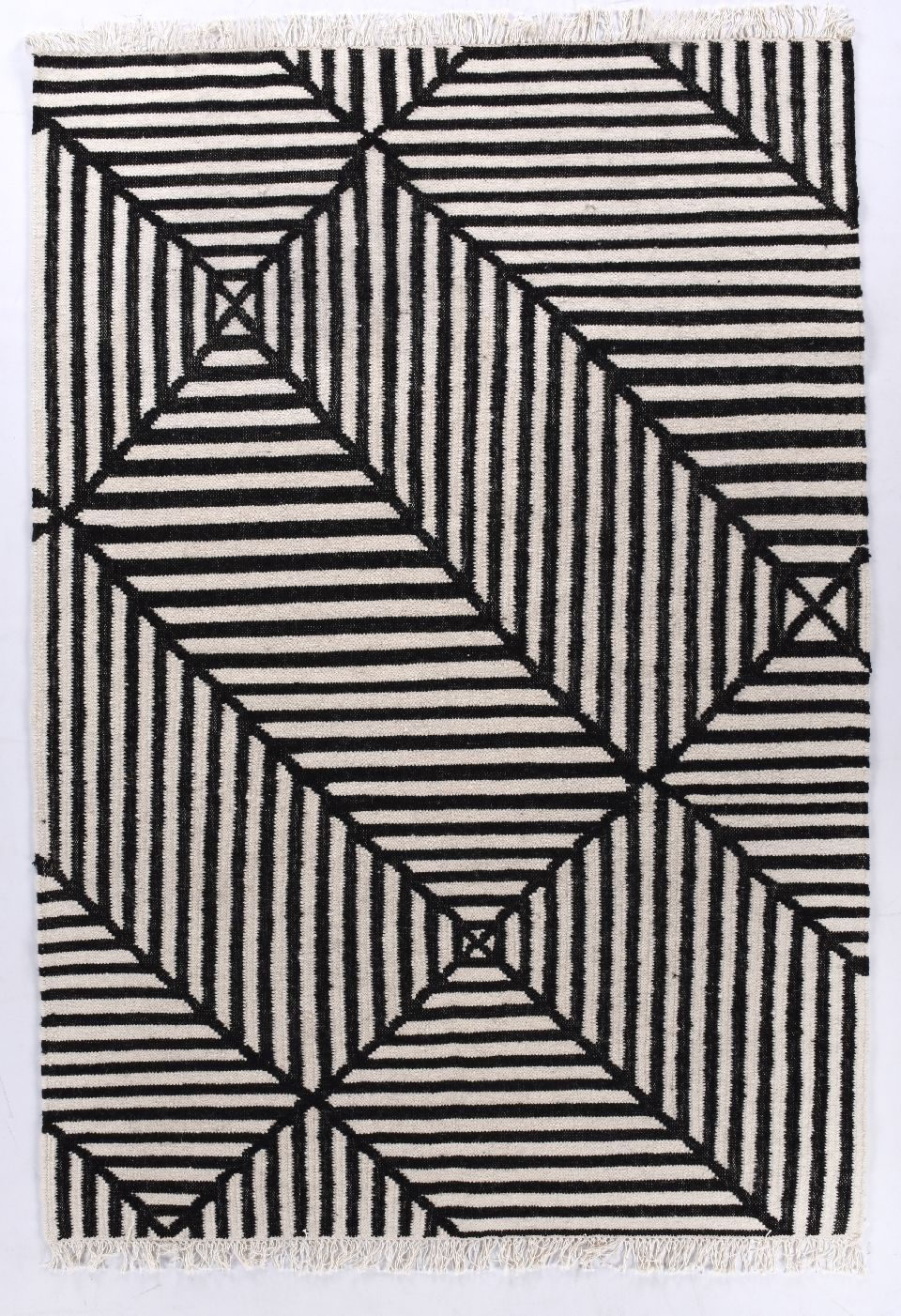 Vintage Crisscross Black / White