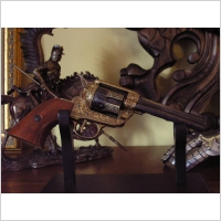 ZDOBIONA REPLIKA - REWOLWER KALIBER 45 S.COLT USA 1886r  (M-1280/L)