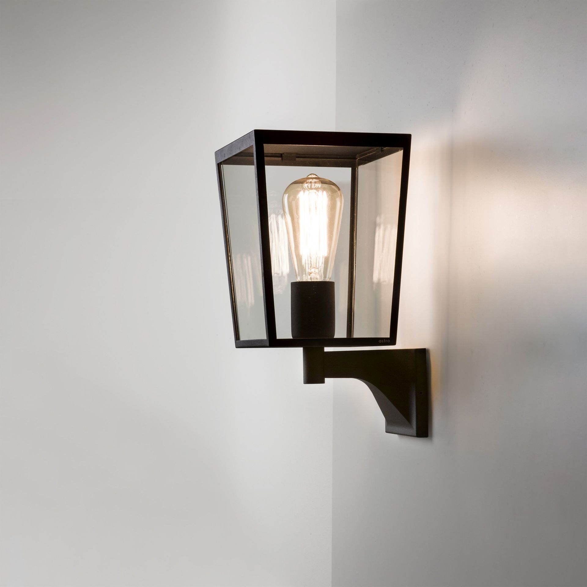 Astro Lighting Farringdon 1366002 kinkiet 1x12W/E27  IP44