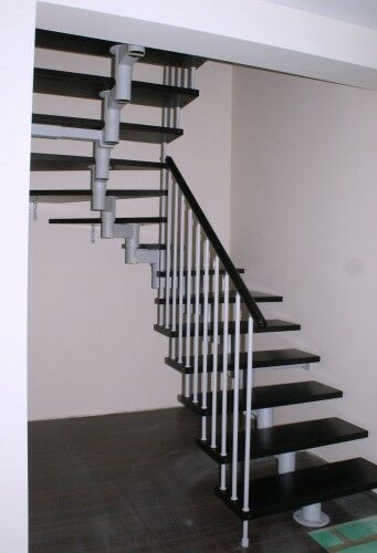 Schody drewniane CORA model Maxima 09 U-180 15 elementów