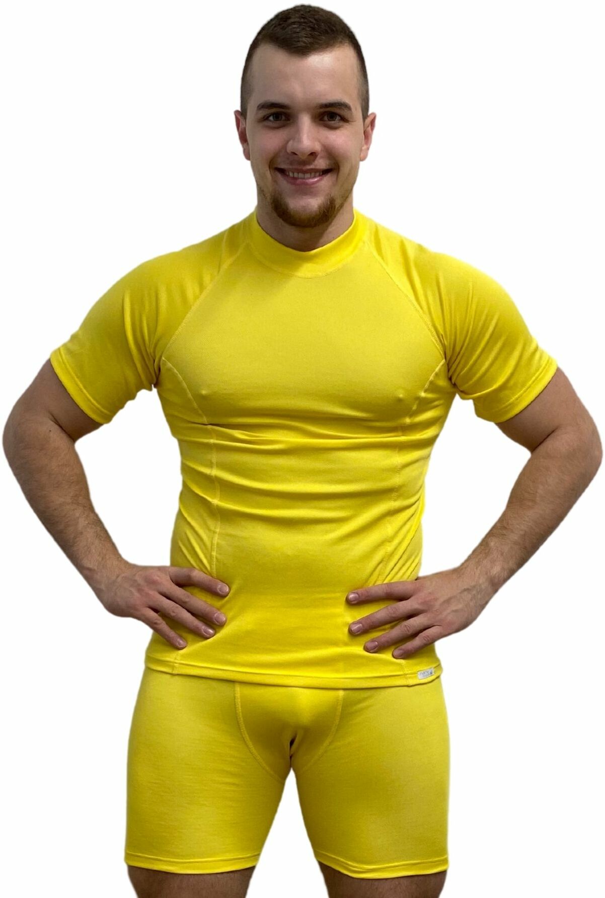 SPORT T-shirt z krótkim rękawem - męska .XL .żółty