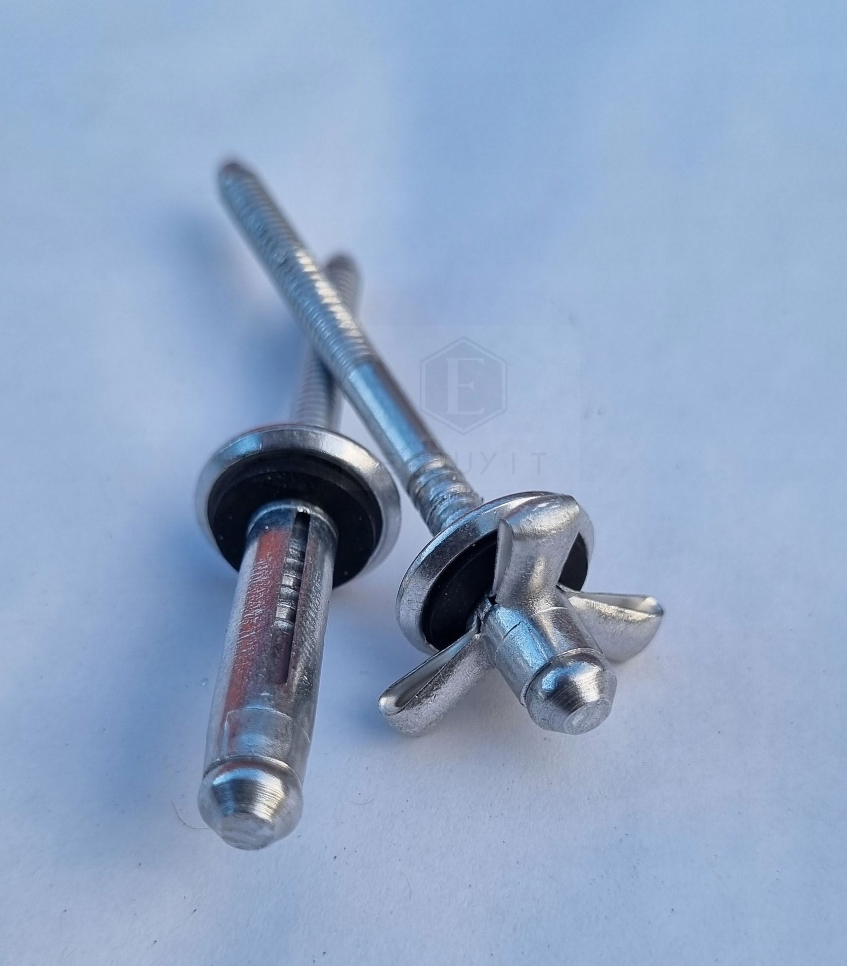 Toolcraft Nity jednostronne DIN 7337 4 x 7 mm aluminium