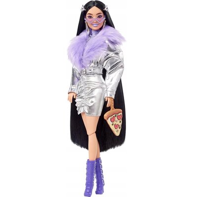 Lalka Barbie Extra Srebrzysty strój i różowe boa Czarne włosy HHN07