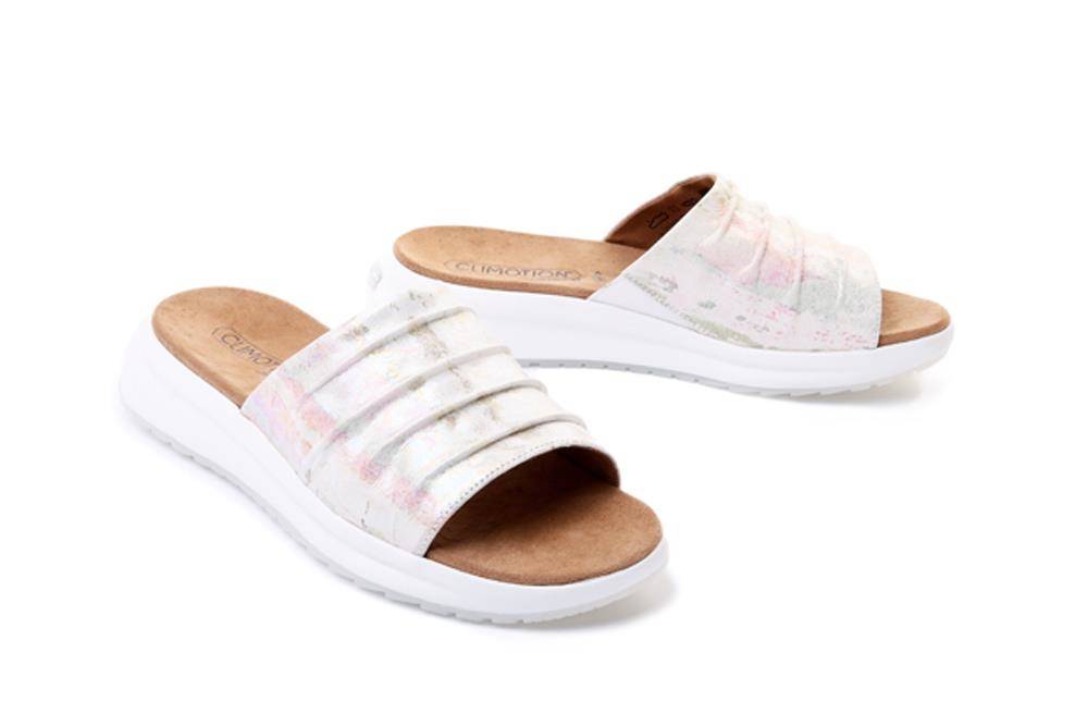 CAPRICE 27207-28 108 white foil, klapki damskie - Caprice