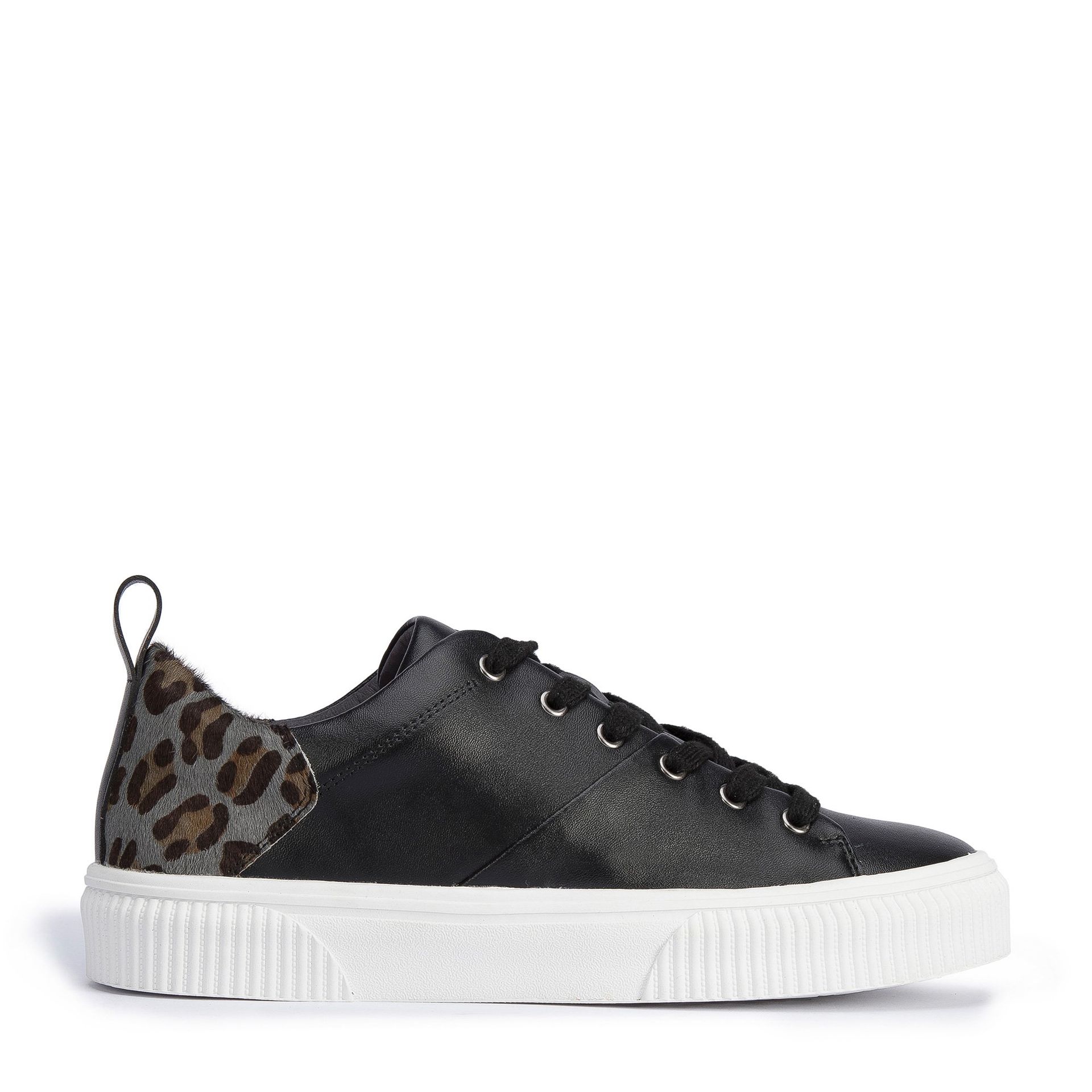 Damskie sneakersy skórzane z wzorem w cętki