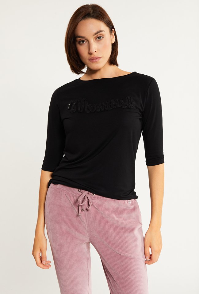 T-shirt z haftowanym napisem - Monnari