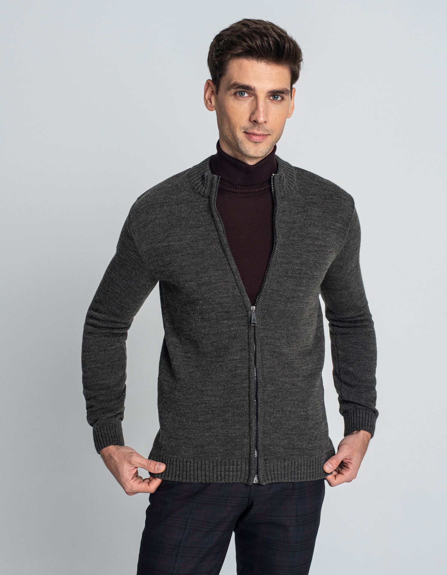 sweter martirano grafit