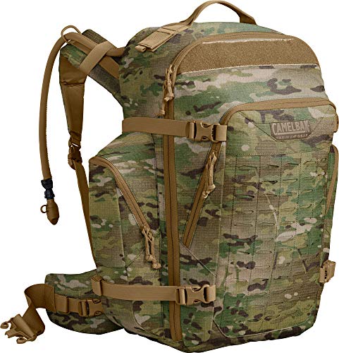 Camelbak BFM Plecak nawadniający o pojemności 50 litrów z 3-litrowym zbiornikiem wojskowym Spec Crux Long Reservoir - Multicam - 50 l/3 l