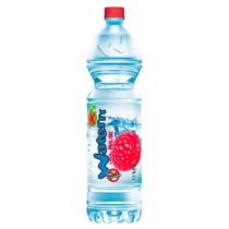 Kubuś Waterrr Napój z dodatkiem soku malinowego 1.5 l