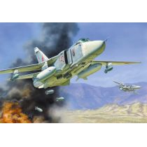 Zvezda Plastikowy model do sklejania Sukhoi SU-24M Fencer-D