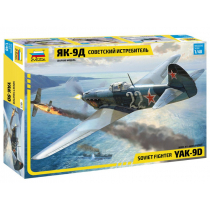 Model plastikowy Yak-9D radziecki myśliwiec Zvezda