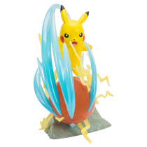 PoKéMoN Pokémon BO37426, figurka Deluxe - Pikachu (z oświetleniem LED), wysokiej jakości, szczegółowo wykonana figurka kolekcjonerska, ok. 33 cm wielkości PKW2370