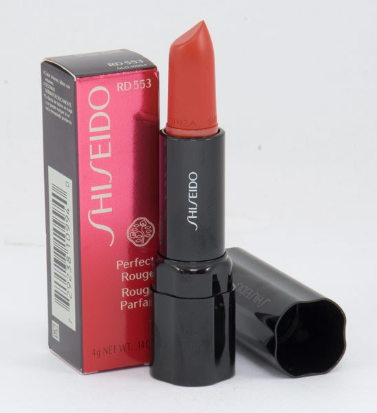 Shiseido Lips Perfect Rouge szminka pielęgnująca odcień RD 553 Snowgirl 4 g