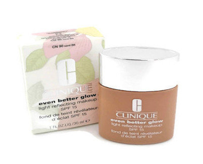 Clinique Even Better Glow SPF 15 podkład w płynie 30 ml Nr. 90 - CN Sand
