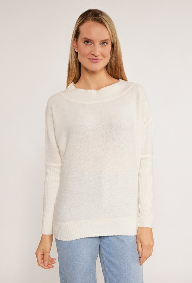 Gładki sweter o luźnym kroju - Monnari