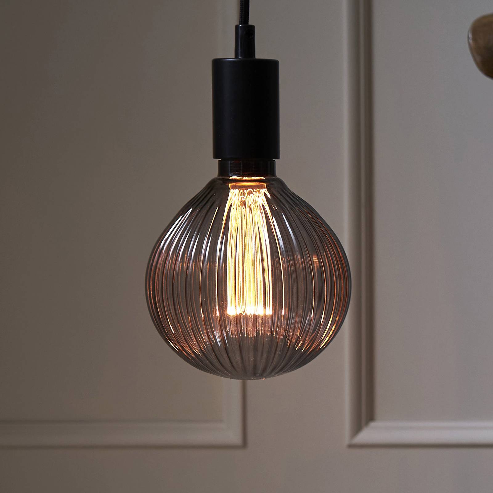 STAR TRADING LED-Globe G125 Decoled E27 1W 2 000 K szary dym