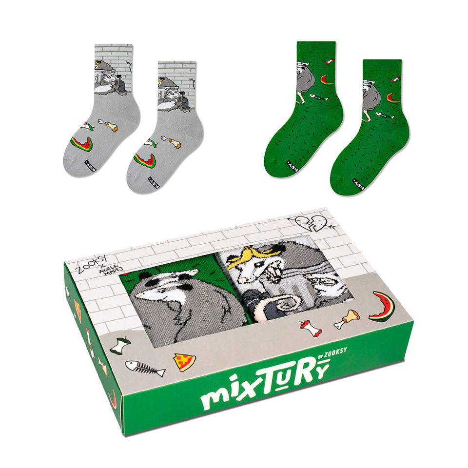 Zestaw dziecięcych skarpet w zwierzęta r.30/35 - mixTURY Oposy