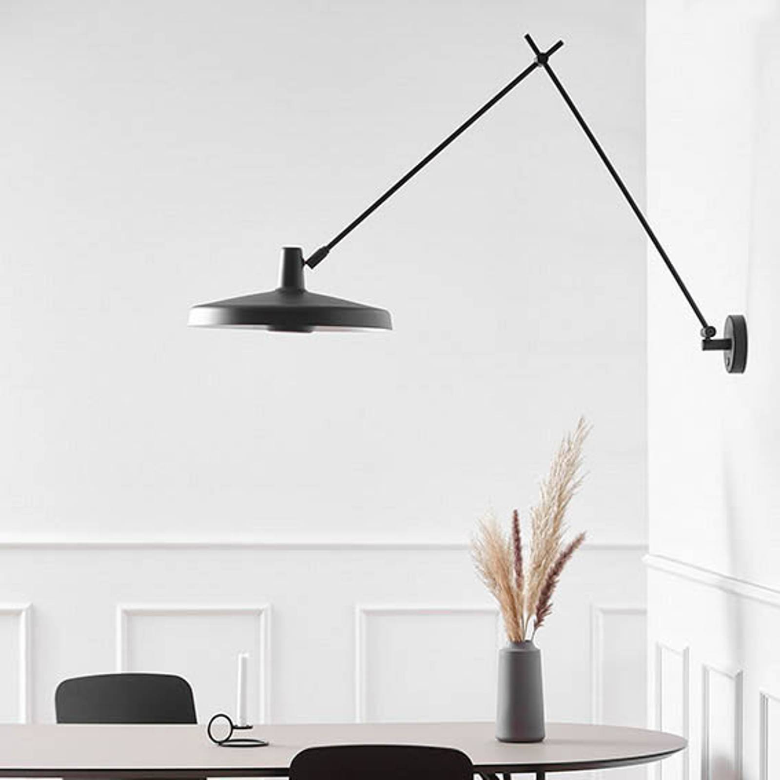 GRUPA Arigato kinkiet 1-pkt. 140cm Ø45cm czarny