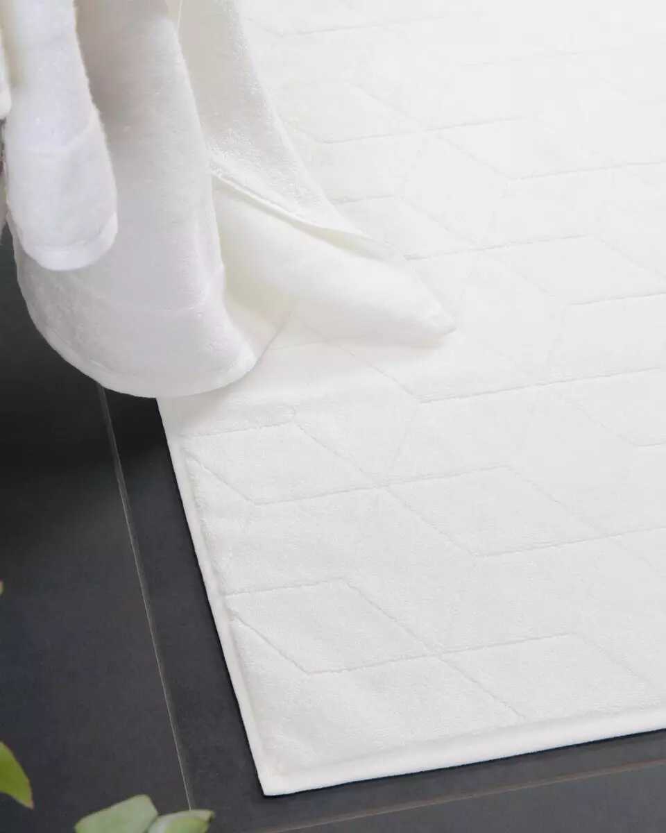 Villeroy & Boch Dywanik łazienkowy Carr Brilliant White