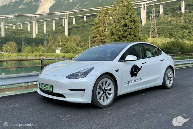 Jazda zapoznawcza Tesla Model 3 - Poznań