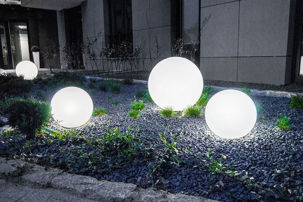 Zestaw dekoracyjne kule ogrodowe - Luna Balls 20, 25, 30, 40 cm + Żarówki Led