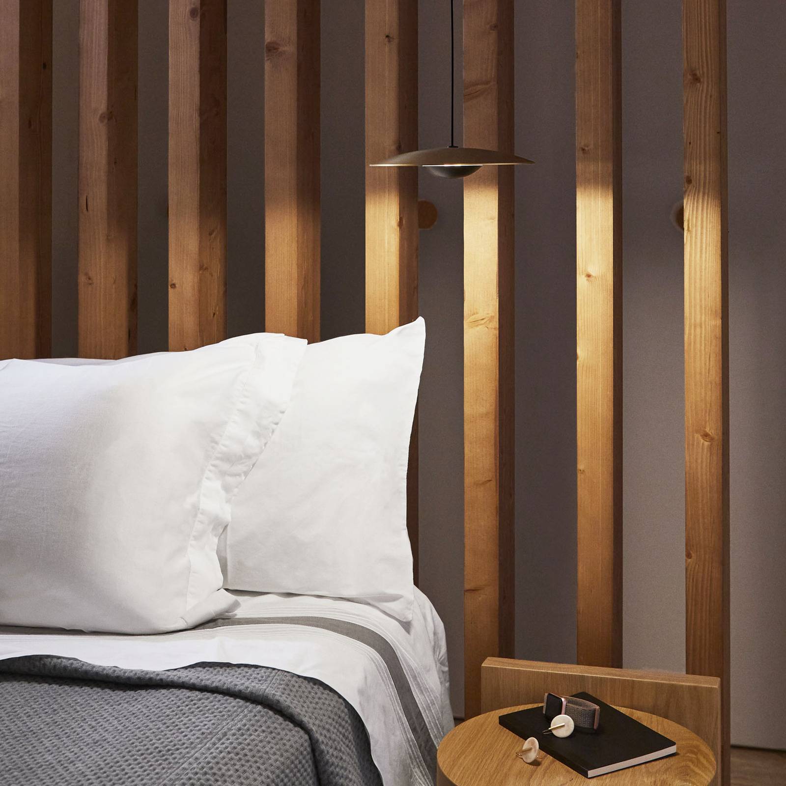MARSET Ginger lampa wisząca LED, Triac Ø20cm mosiądz