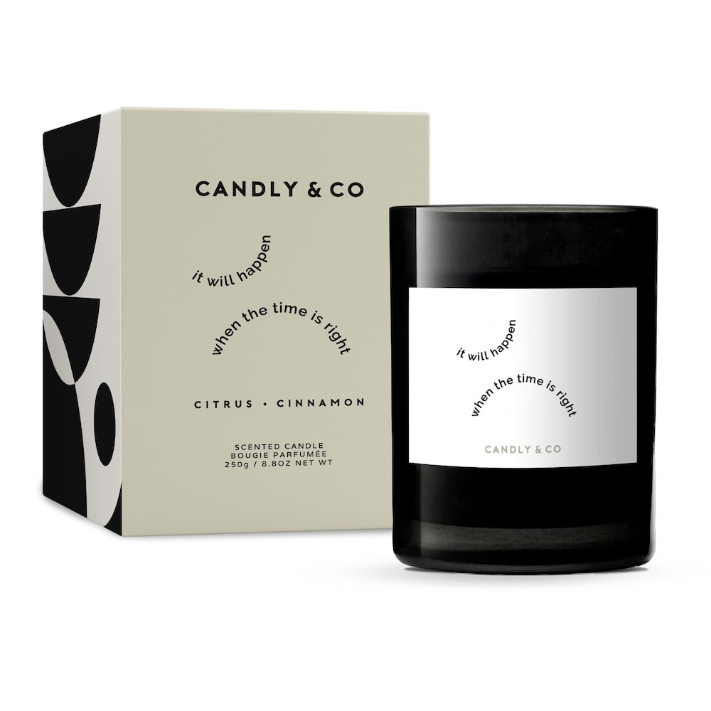 Candly&Co Świeca No.3 It will happen when the time is right. 250.0 g