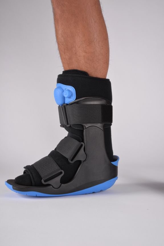 MEDICAL OVATION OVATION GEN 2 WALKER Orteza stopowo-goleniowa pneumatic krótka rozmiar M