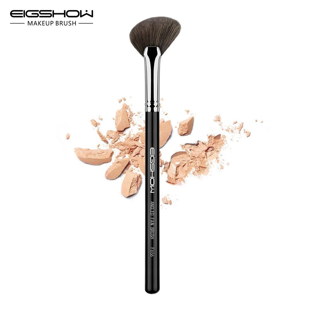 Eigshow Beauty F656 Kątowy pędzel wachlarzowy