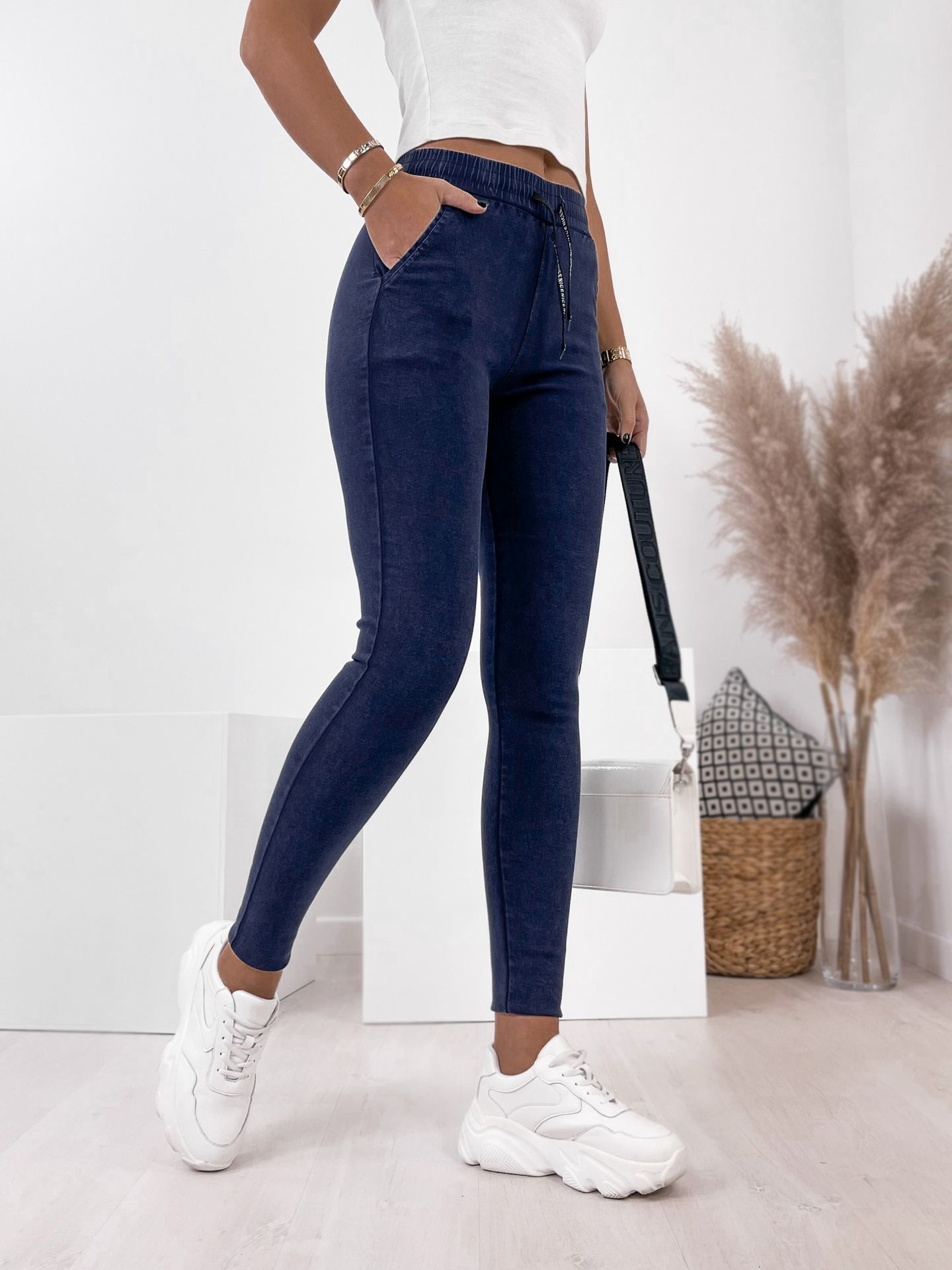 JEGGINSY ELIMA JEANSOWE XXL - Ubra