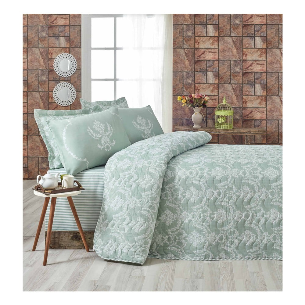 Zestaw pikowanej narzuty na łóżko i 2 poszewek na poduszki Mijolnir Pure Water Green, 200x220 cm