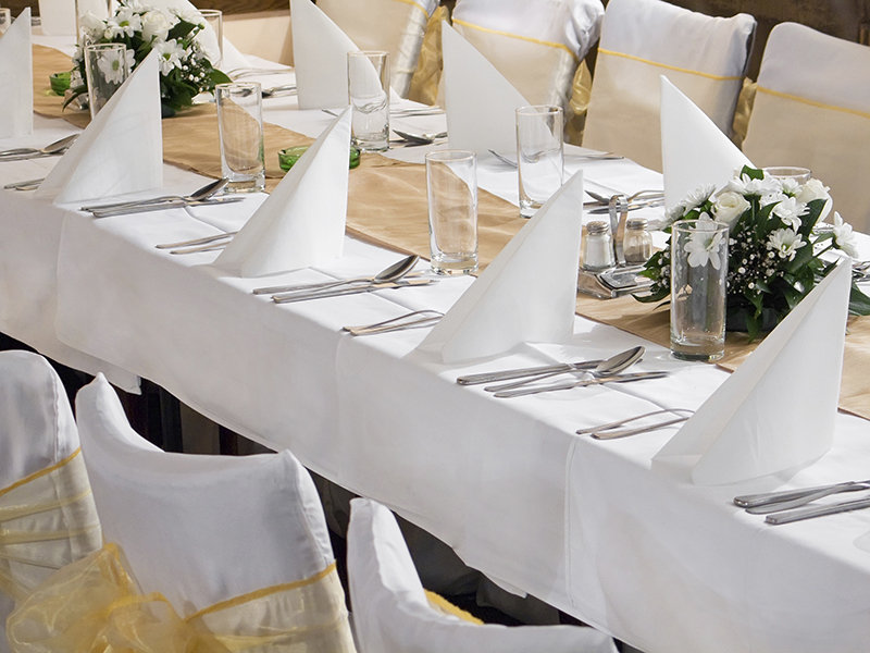 Party Deco Obrus biały - 140 x 170 cm - 1 szt. OBRU2