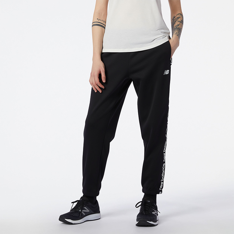 Spodnie damskie New Balance WP13176BK  czarne