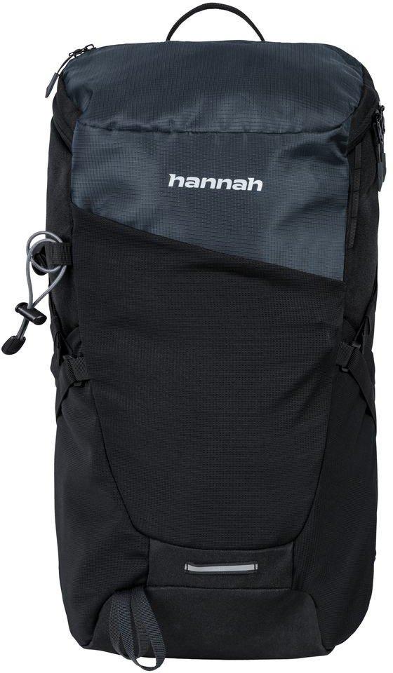 Hannah Raven 30