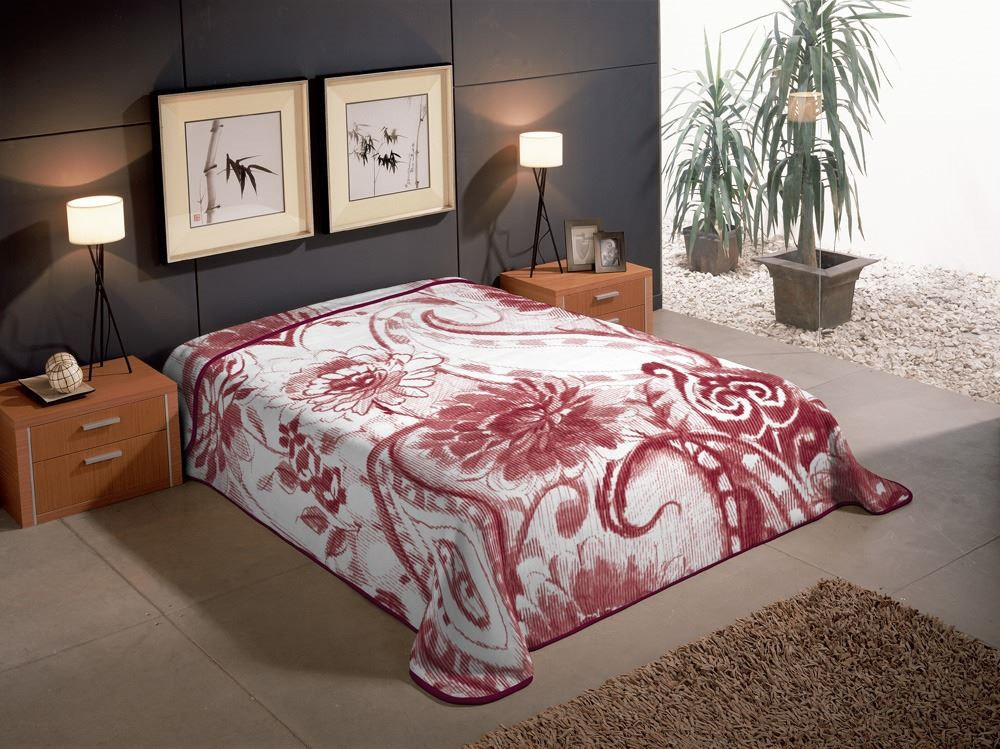 Koc/narzuta na łóżko PIELSA Premium Estampada, bordowy, 220x240 cm