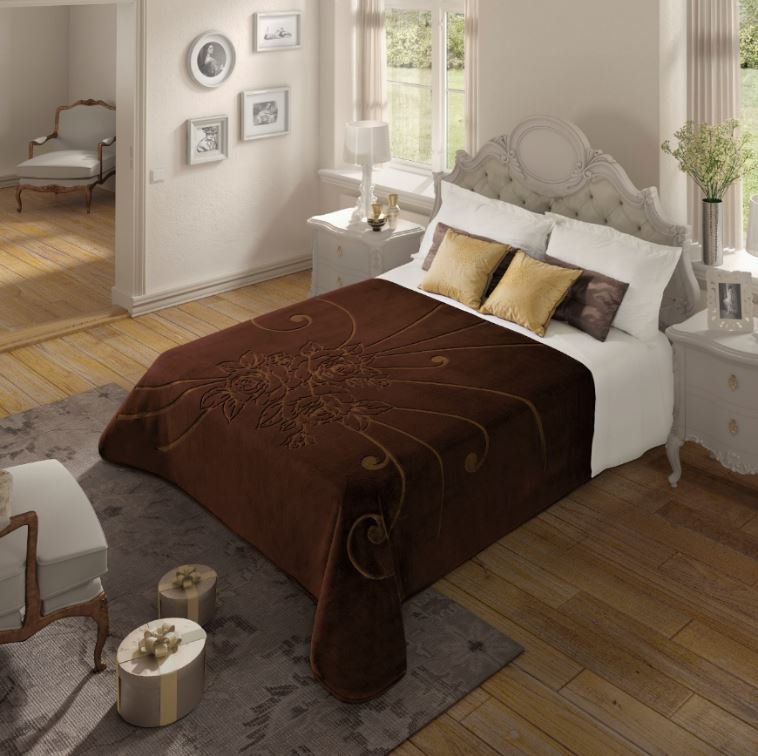 PIEL Koc/narzuta na łóżko PREMIUM CATHY PES 220x240,czekoladowy