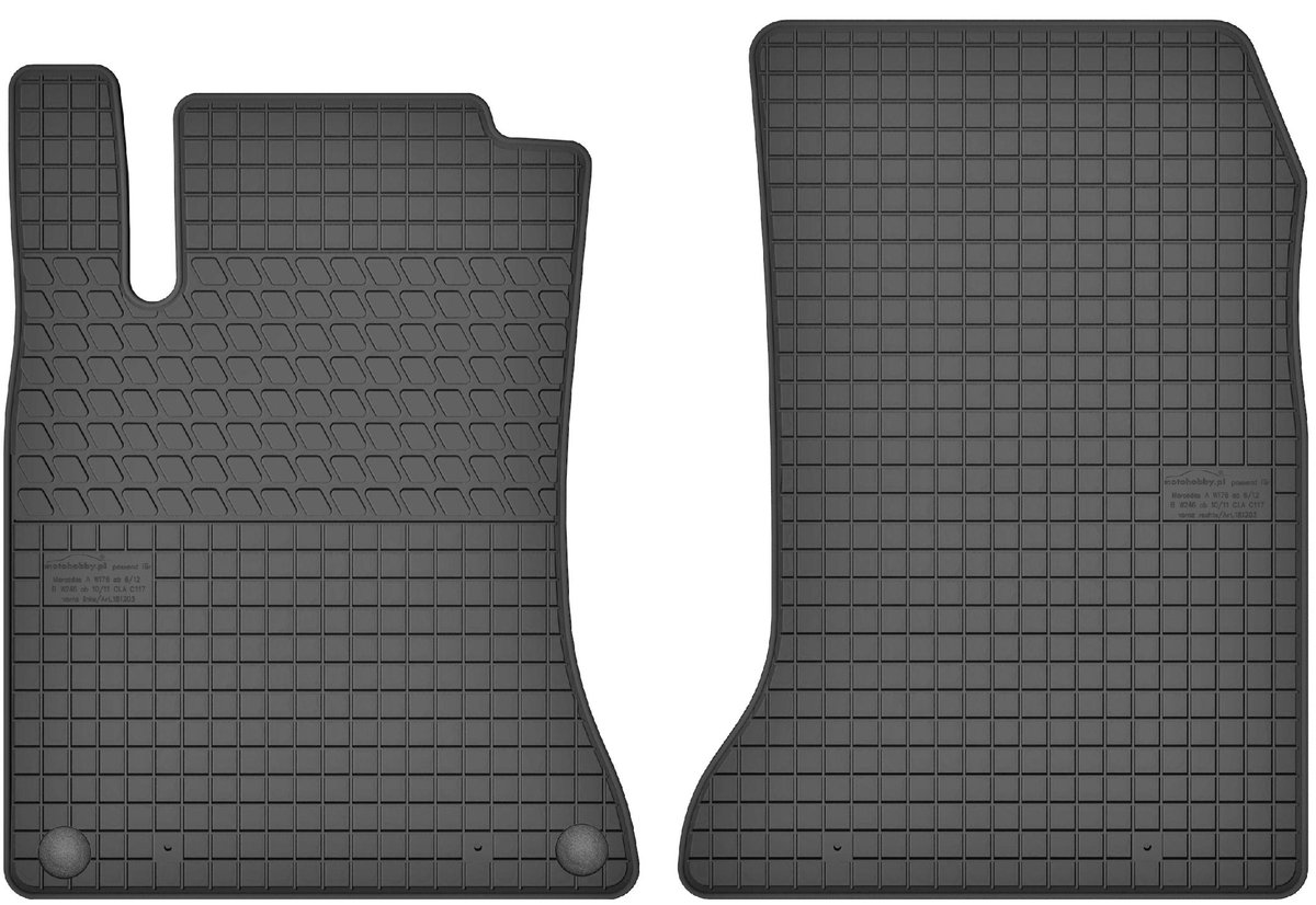 Przednie dywaniki gumowe dedykowane do Infiniti Q30