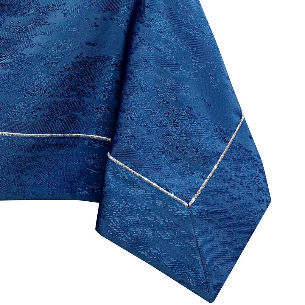 Obrus Vesta Indygo Tłoczony Nowoczesny 130x180 AmeliaHome - TCLOTH/AH/VESTA/BRD/PPG/INDIGO/130X180
