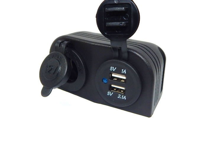 Carcommerce Sp. z o.o. Carcommerce Sp z o.o ŁADOWARKA CYRUS 2XUSB + GNIAZDO ZAPALNICZKI zakupy dla domu i biura 42561