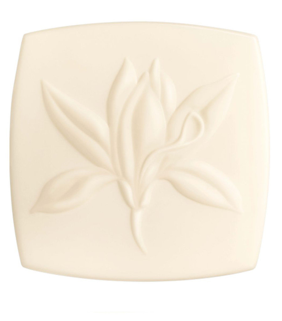 Chanel SUBLIMAGE LE SAVON DE SOIN Delikatne mydło rozświetlające do mycia twarzy 115g