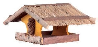 Karmnik dla ptaków kryty słomą z szyszką nr 24 BRAPTA