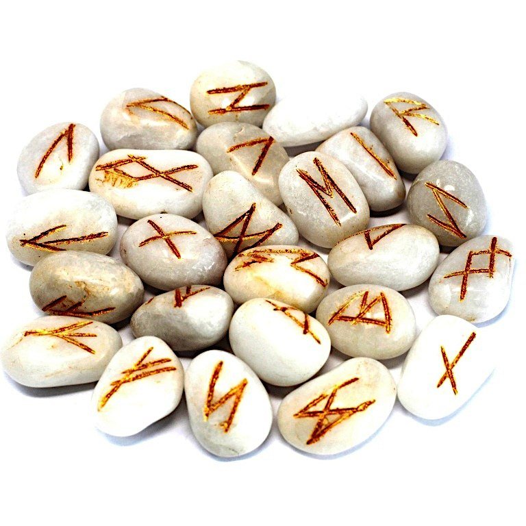 Alfabet Runiczny na kamieniach - Agat Biały runy