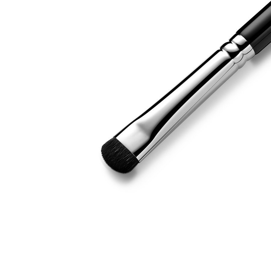 Eigshow Beauty E806 Pędzel do aplikacji cieni i pigmentów