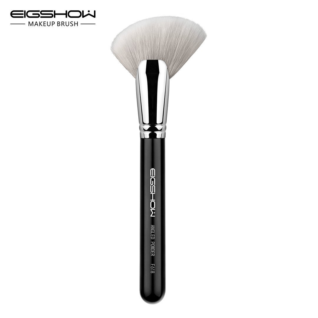 Eigshow Beauty F618 Kątowy pędzel do pudru różu